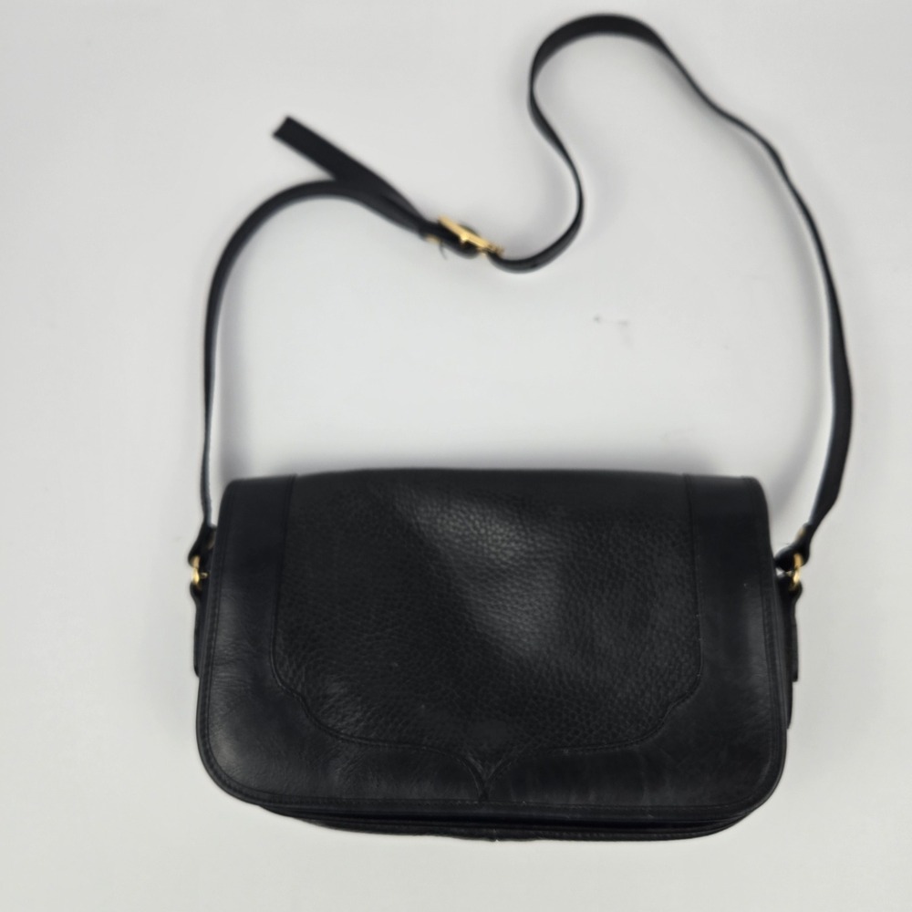 Del Rio Black Pebbled Leather Crossbody Bag Gold Hardware Vintage Flap Purse